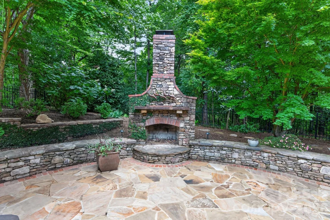Photo of 7810 Stonehaven Drive