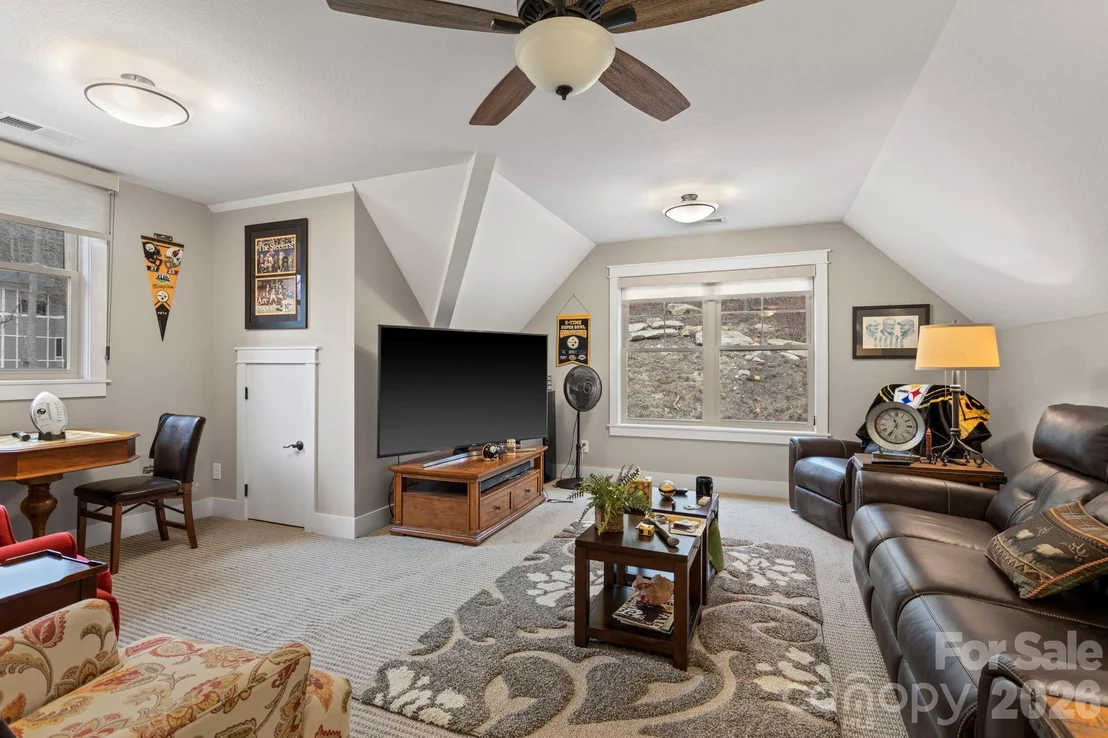 Photo of 719 Overlook Drive