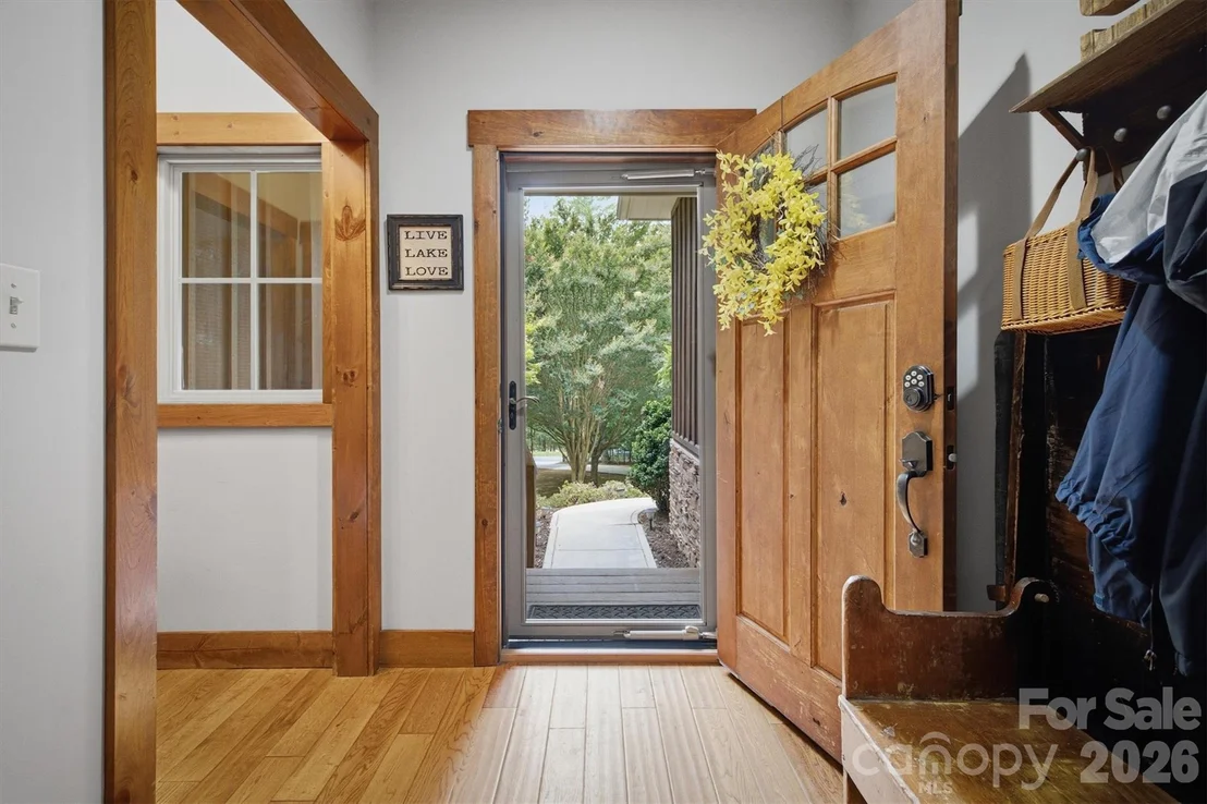 Photo of 2185 Cottage Park Road