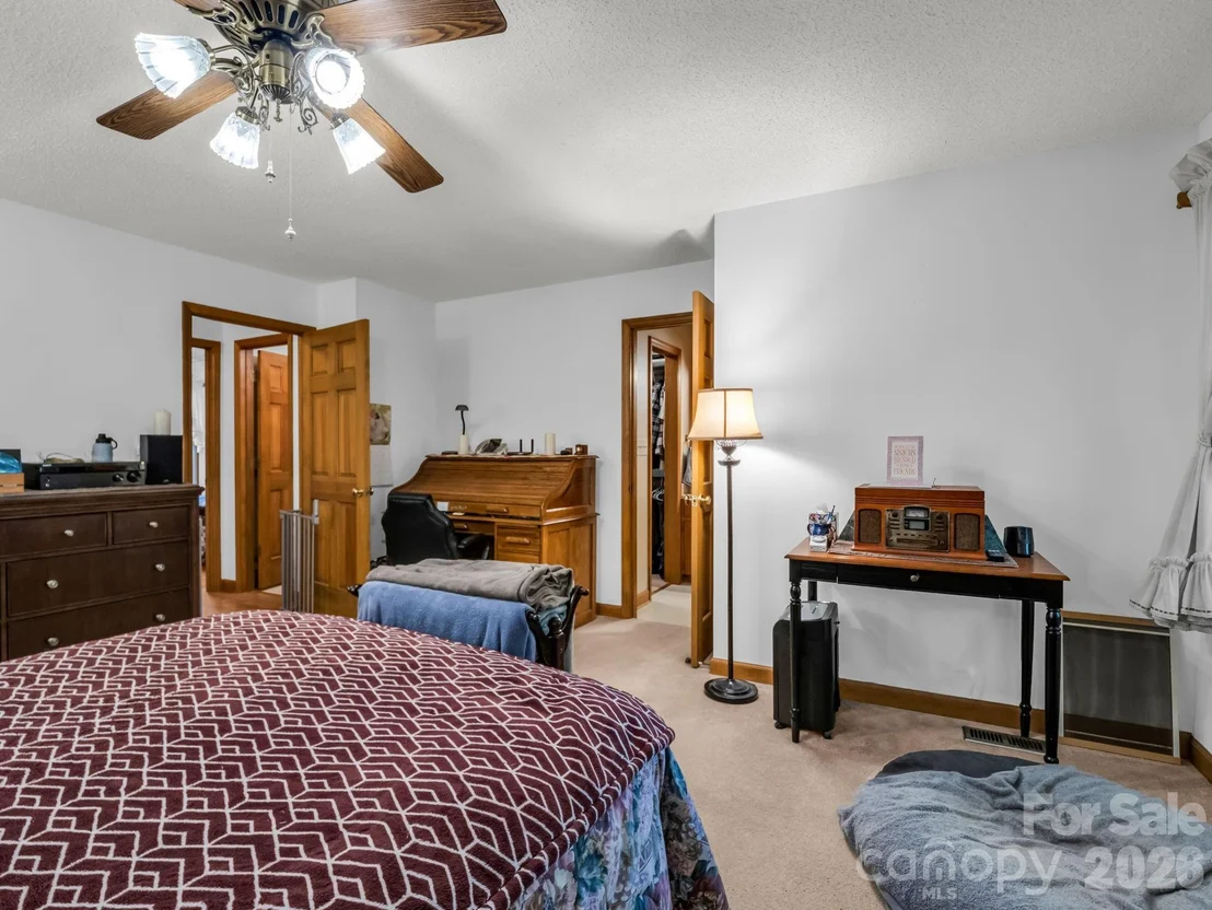 Photo of 80 Fox Briar Drive