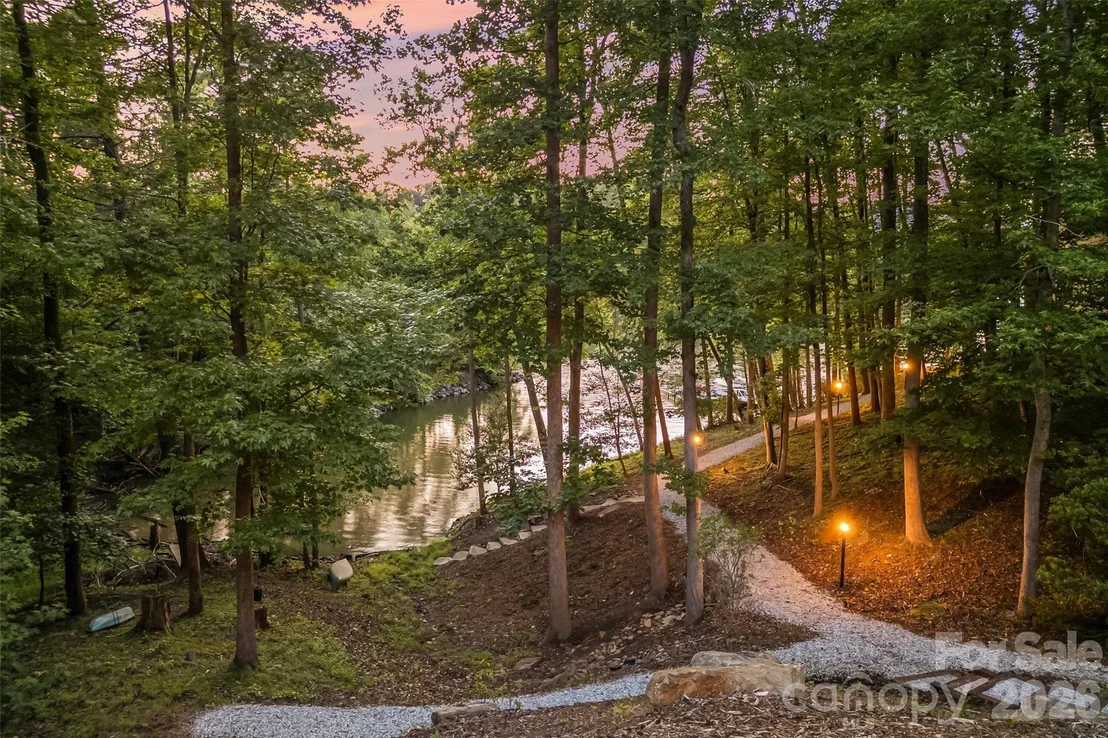 Photo of 1313 High Trail Drive