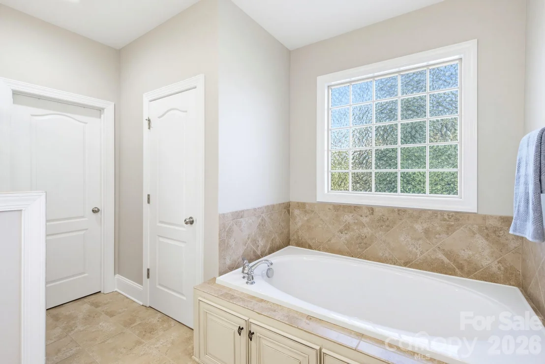 Photo of 3060 Feathers Drive