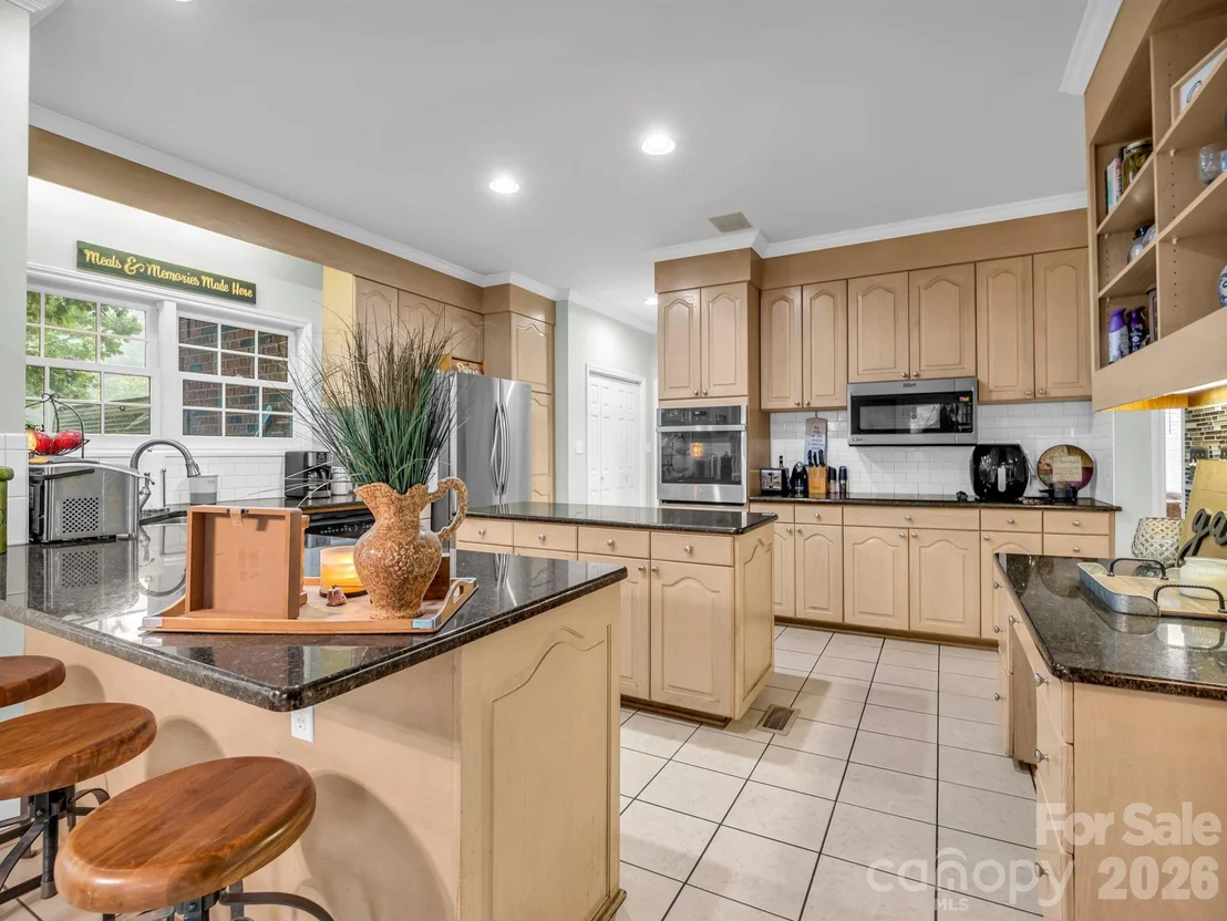 Photo of 101 Spindle Drive