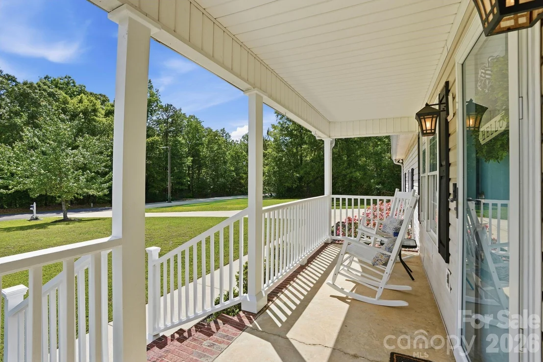 Photo of 142 Sam Bailes Boulevard