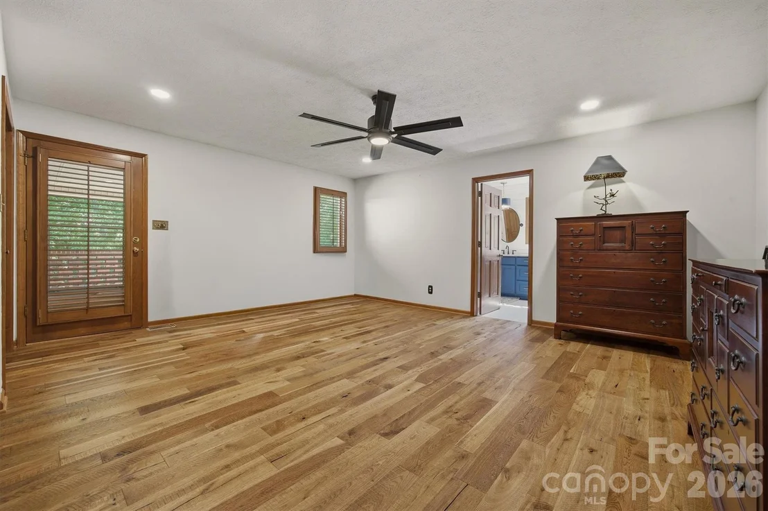 Photo of 232 Westwood Drive