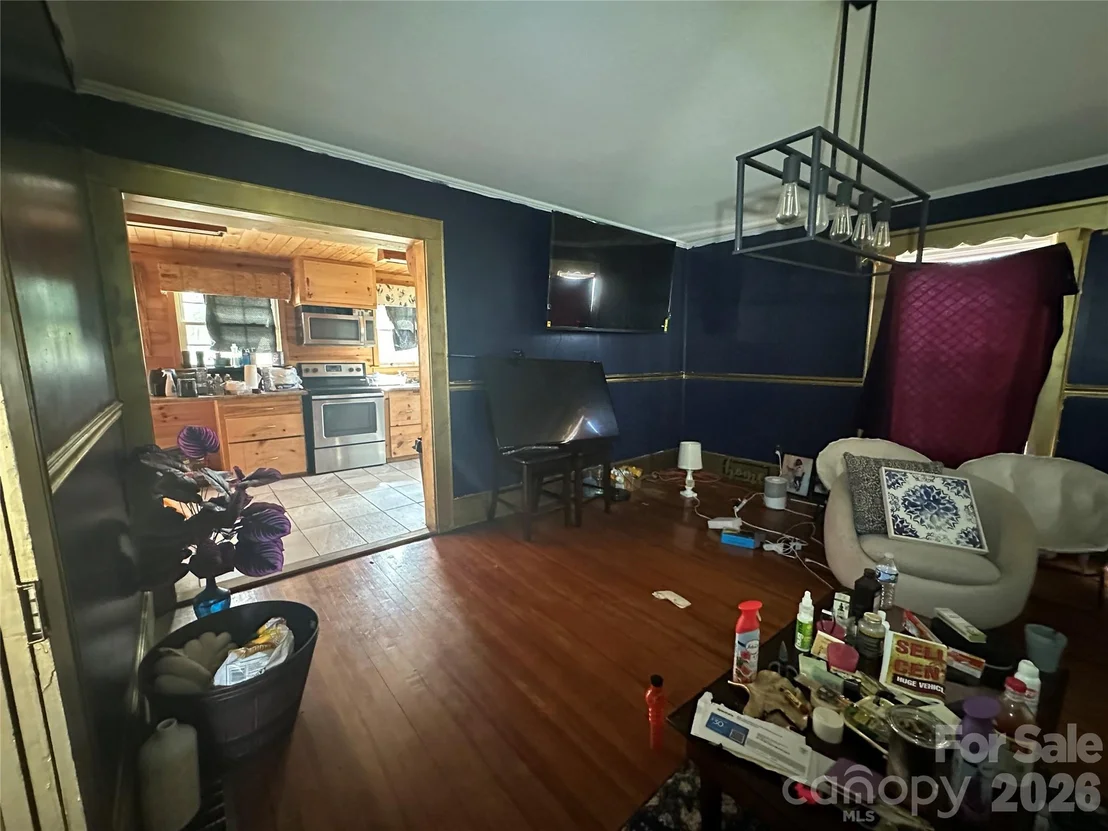Photo of 609 Front Street
