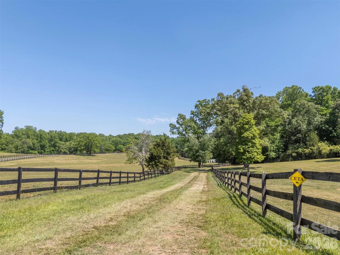 Photo of 00 Green Fields Lane