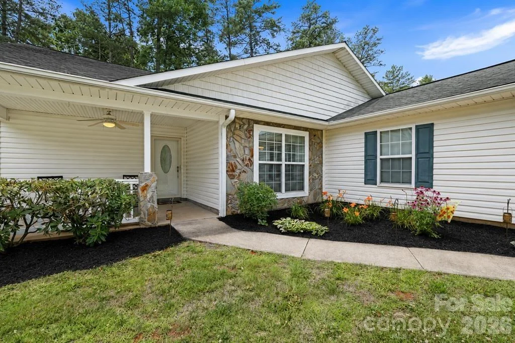 Photo of 17 Coventry Circle E