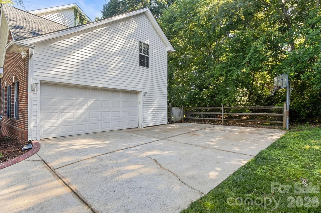 Photo of 324 Brixham Place