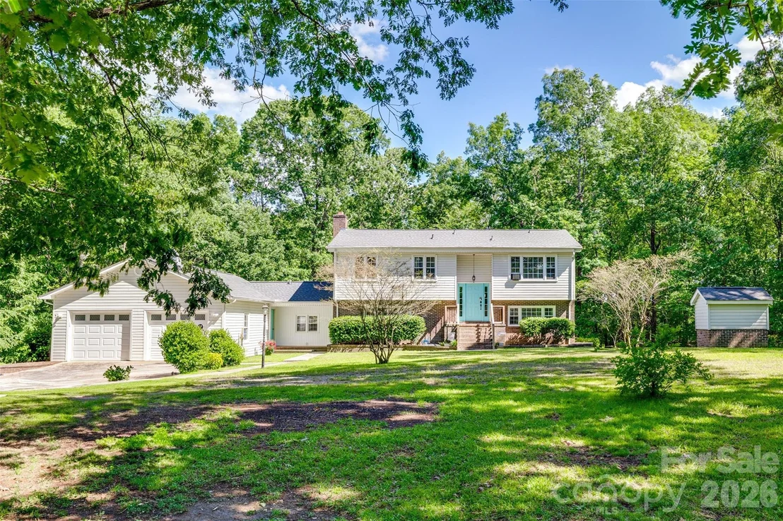 Photo of 679 Fairforest Road