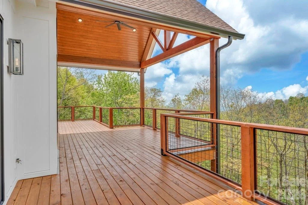 Photo of 380 Greystone Drive