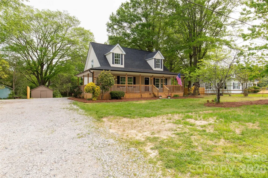 Photo of 2425 Kershaw Camden Highway