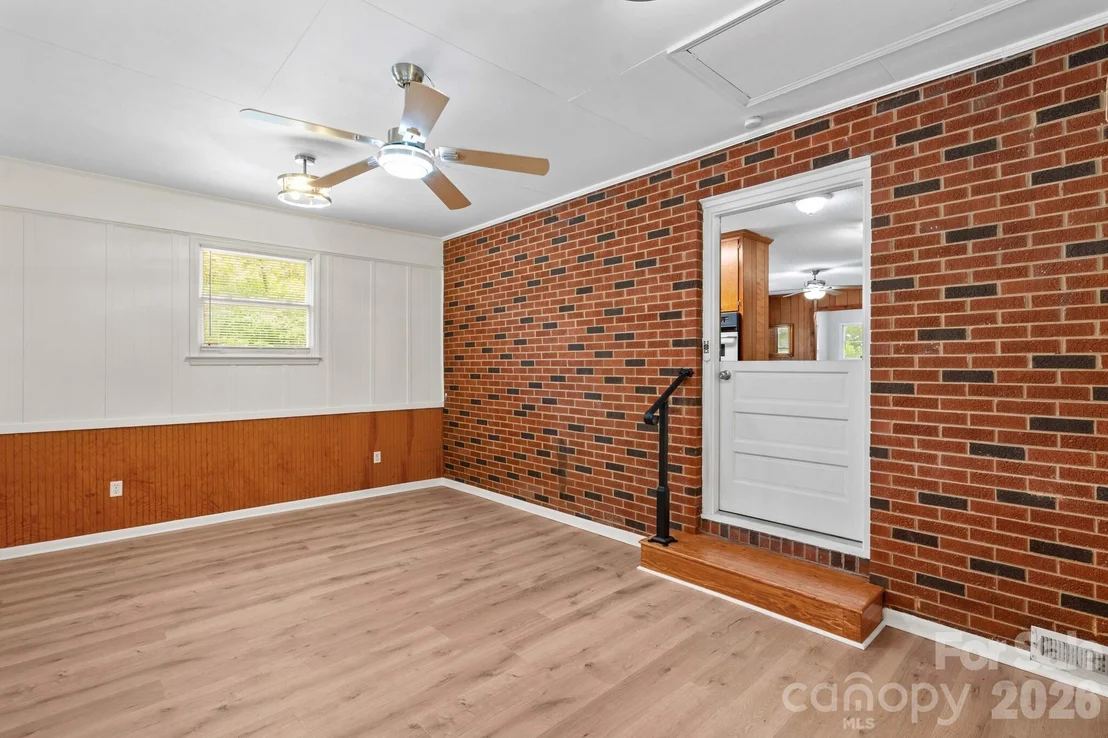 Photo of 6325 Long Ferry Road