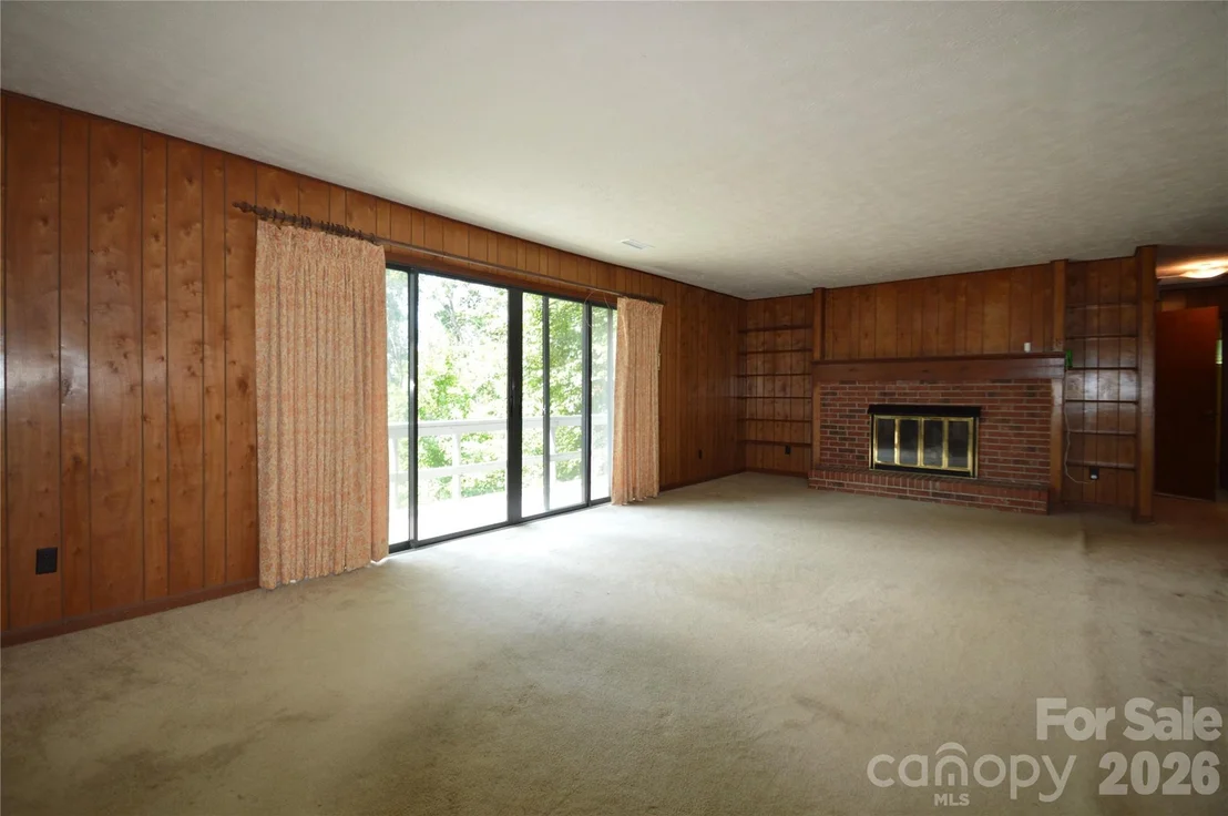 Photo of 184 Laurel Road
