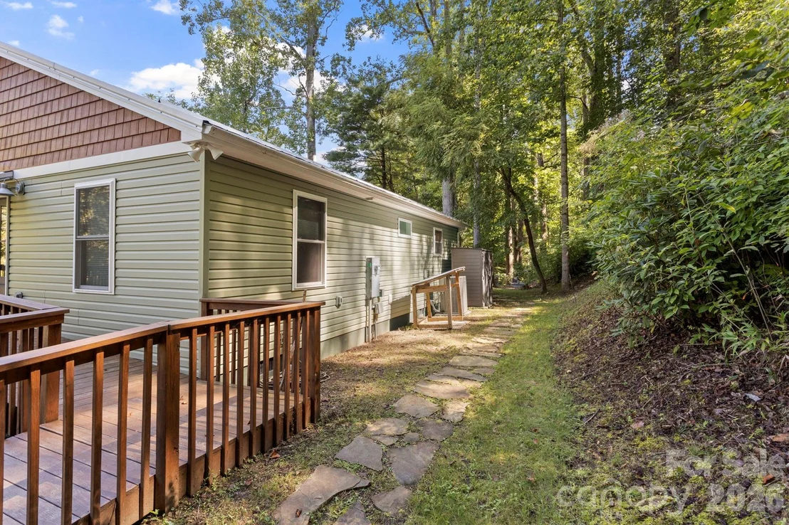 Photo of 400 Laurel Drive