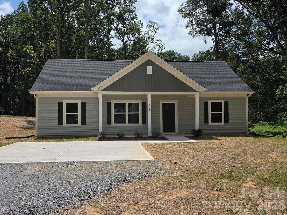 Photo of 818 Bethlehem Road