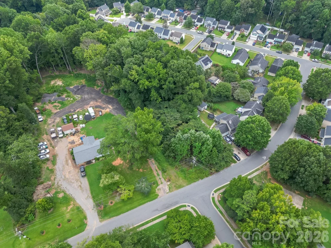 Photo of 3229 James Road
