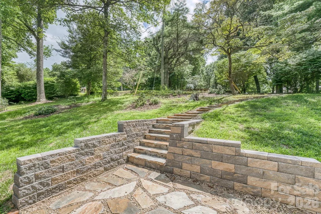 Photo of 294 Martha Drive
