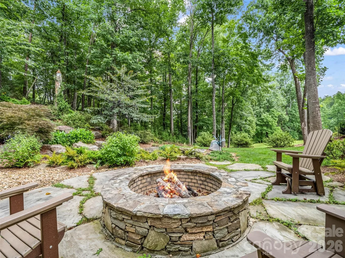 Photo of 153 Glenn Court