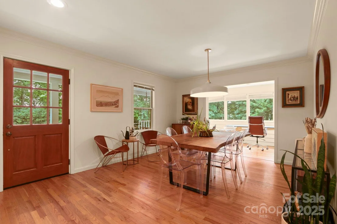 Photo of 127 Boulder Lane