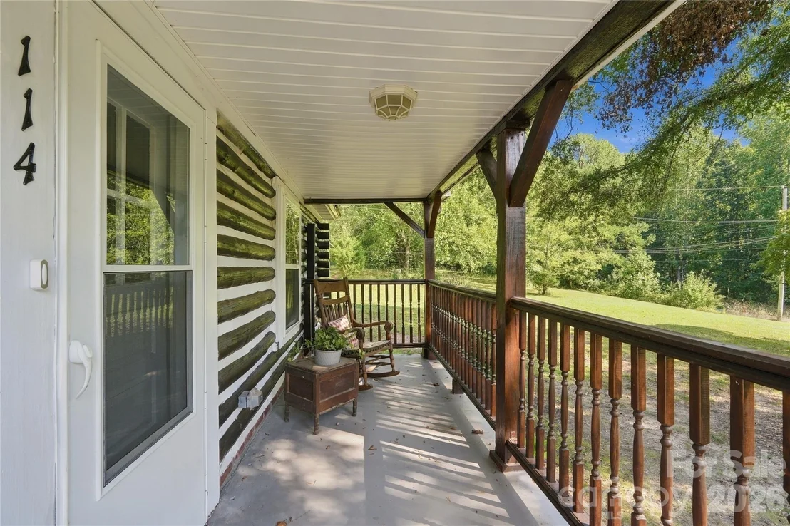 Photo of 114 Beacon Hill Road