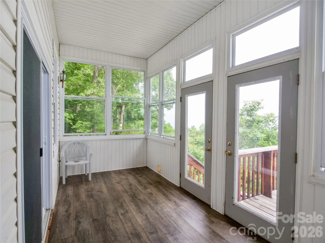 Photo of 386 Arrowhead Trail