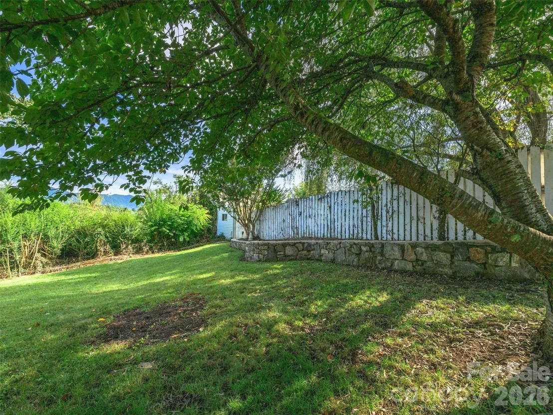 Photo of 135 Patton Avenue