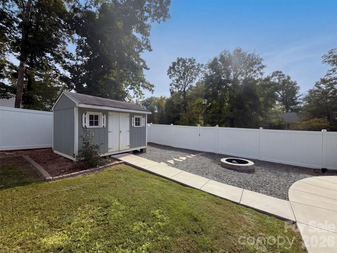 Photo of 838 Sorrel Lane