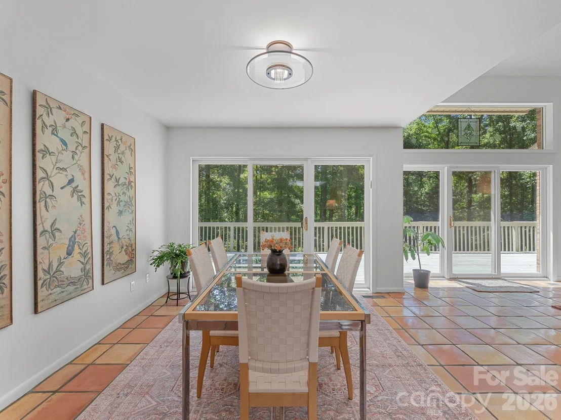 Photo of 5 Jackson Grove S