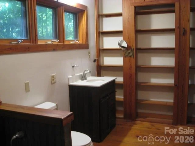 Photo of 409 Arrowood Road
