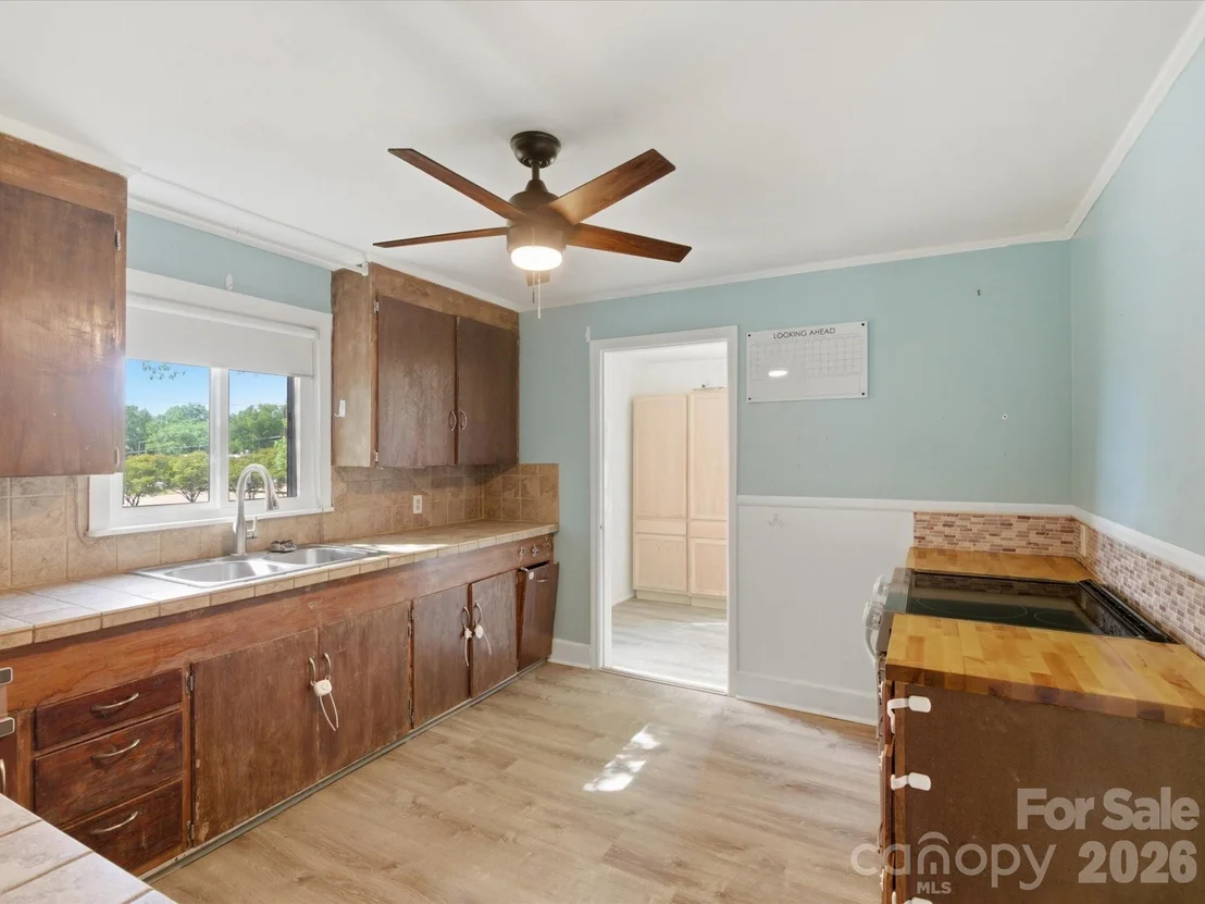 Photo of 620 Normandy Road