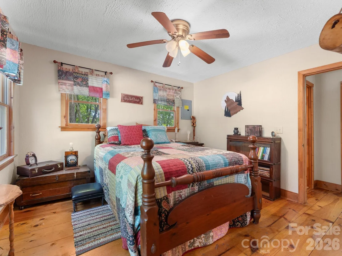 Photo of 600 Piney Gate Road