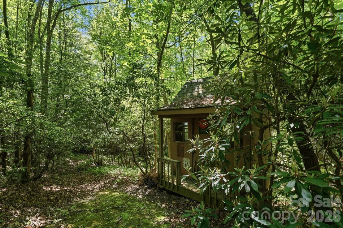 Photo of 16 Shadow Brook Drive