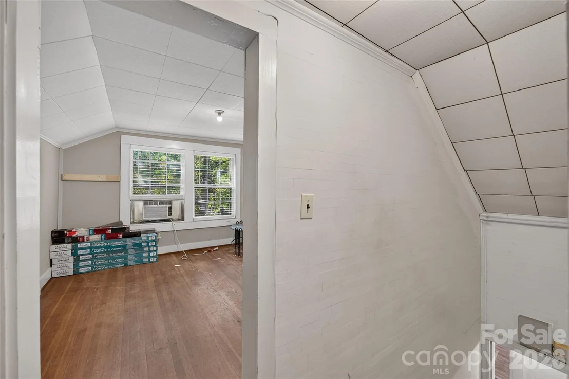 Photo of 1829 3rd Street NE