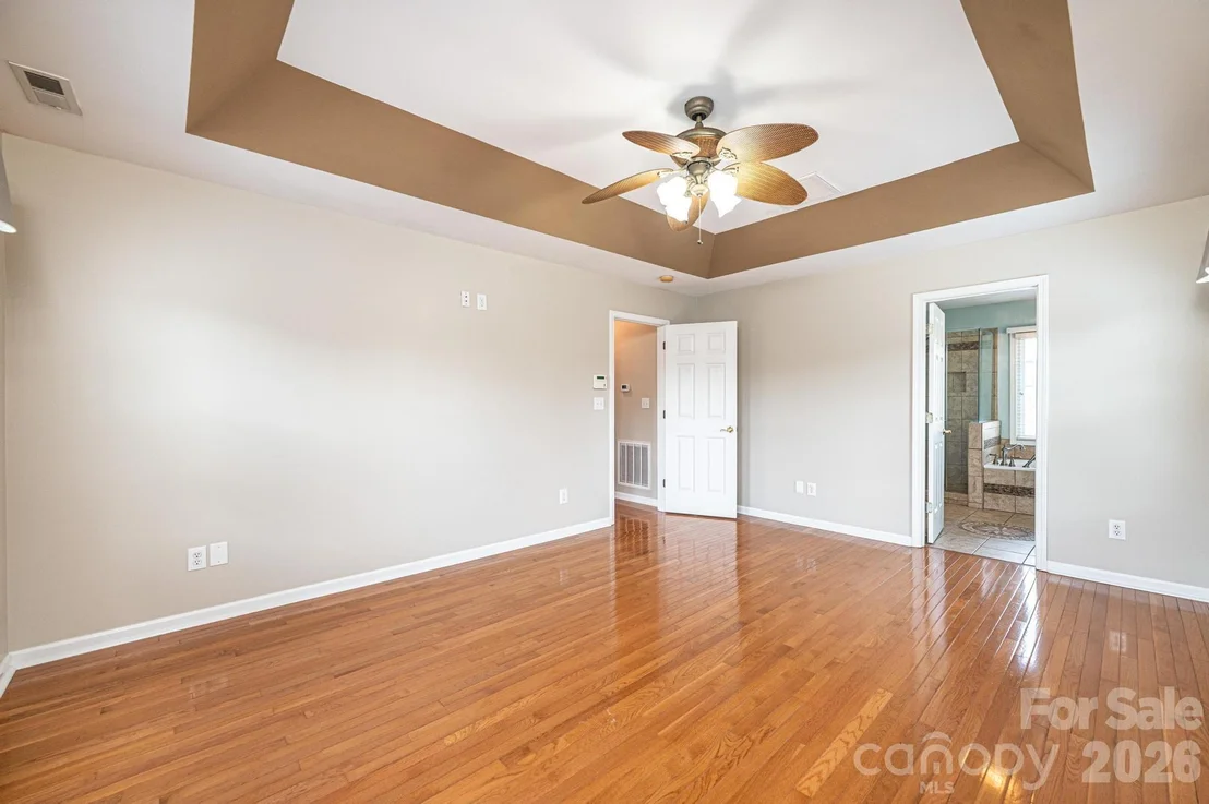 Photo of 4726 Crystal Falls Avenue