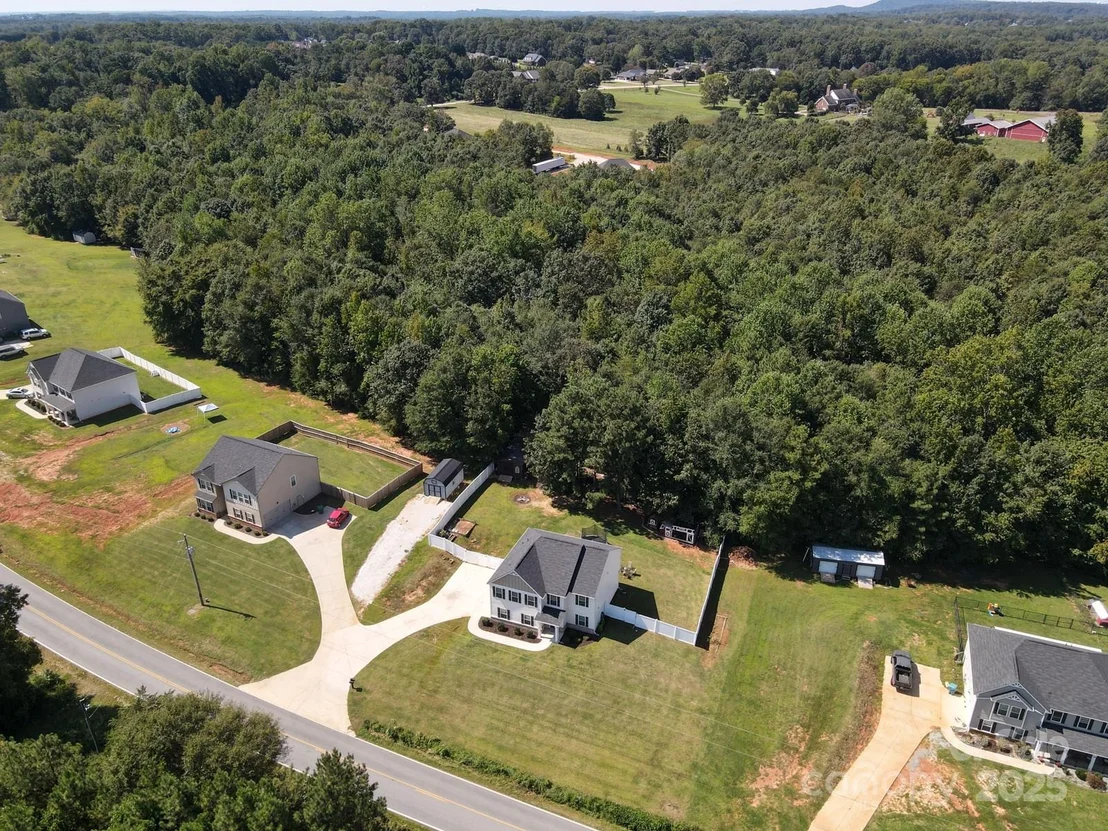 Photo of 1281 Twin Bridge Road