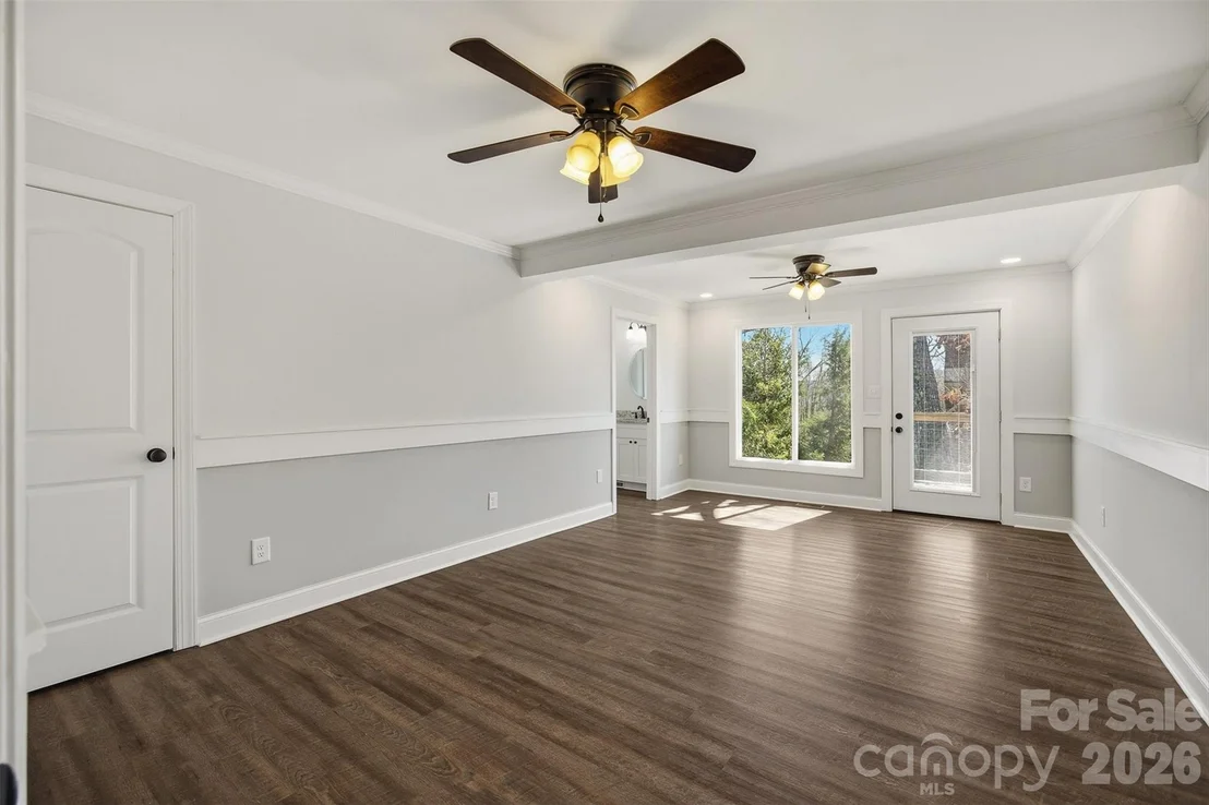 Photo of 223 W Park Drive