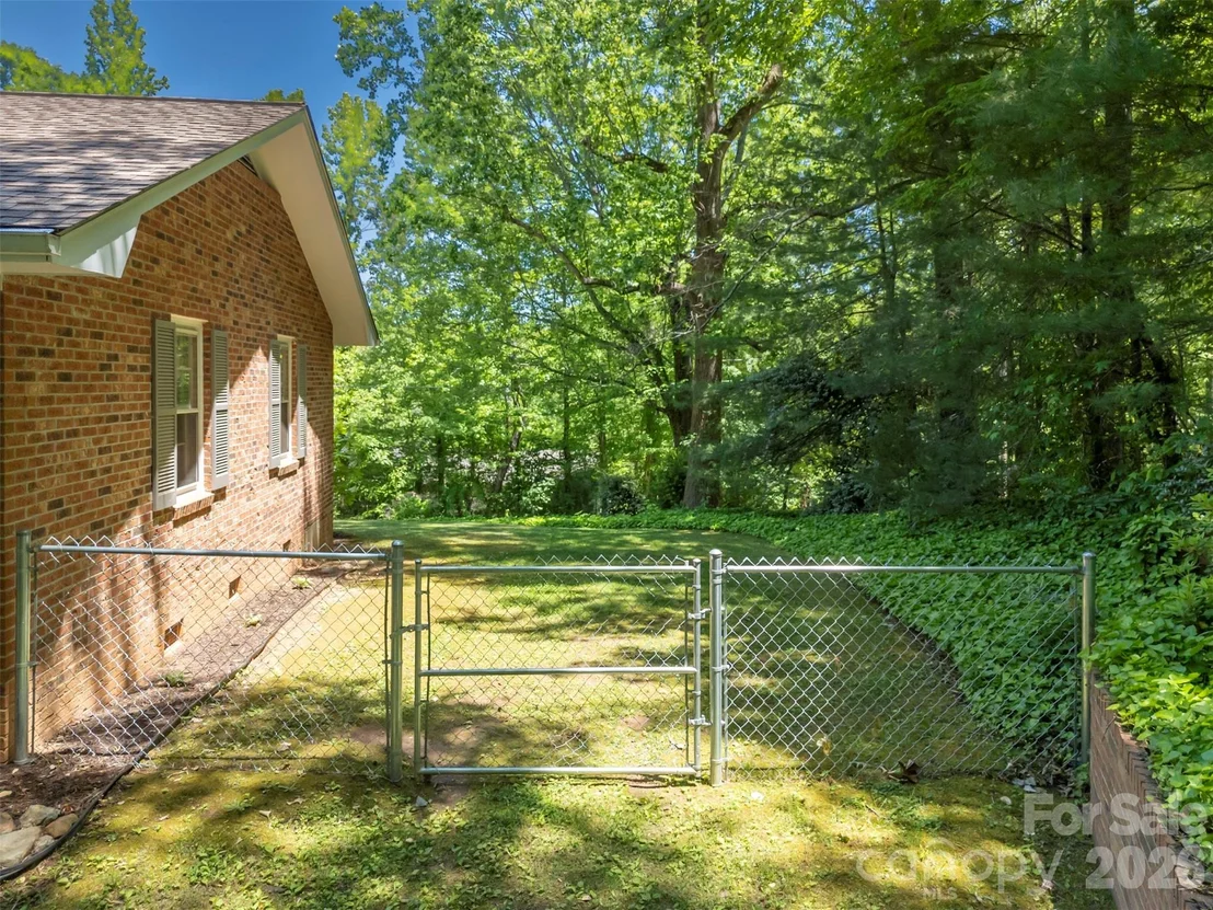 Photo of 113 Chestnut Road