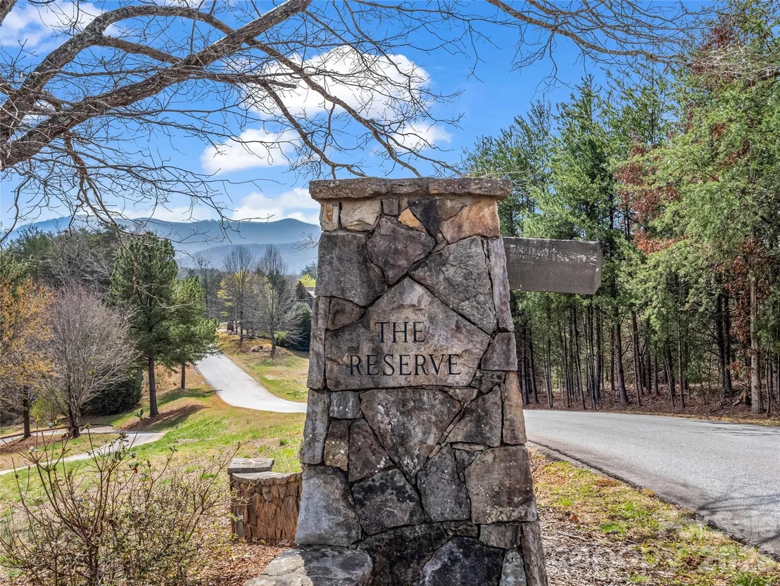 Photo of 565 Chestertown Drive