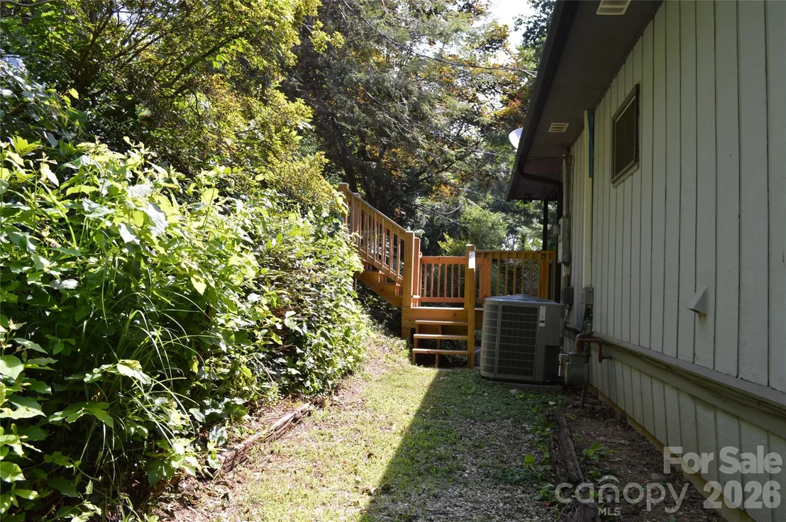 Photo of 184 Laurel Road