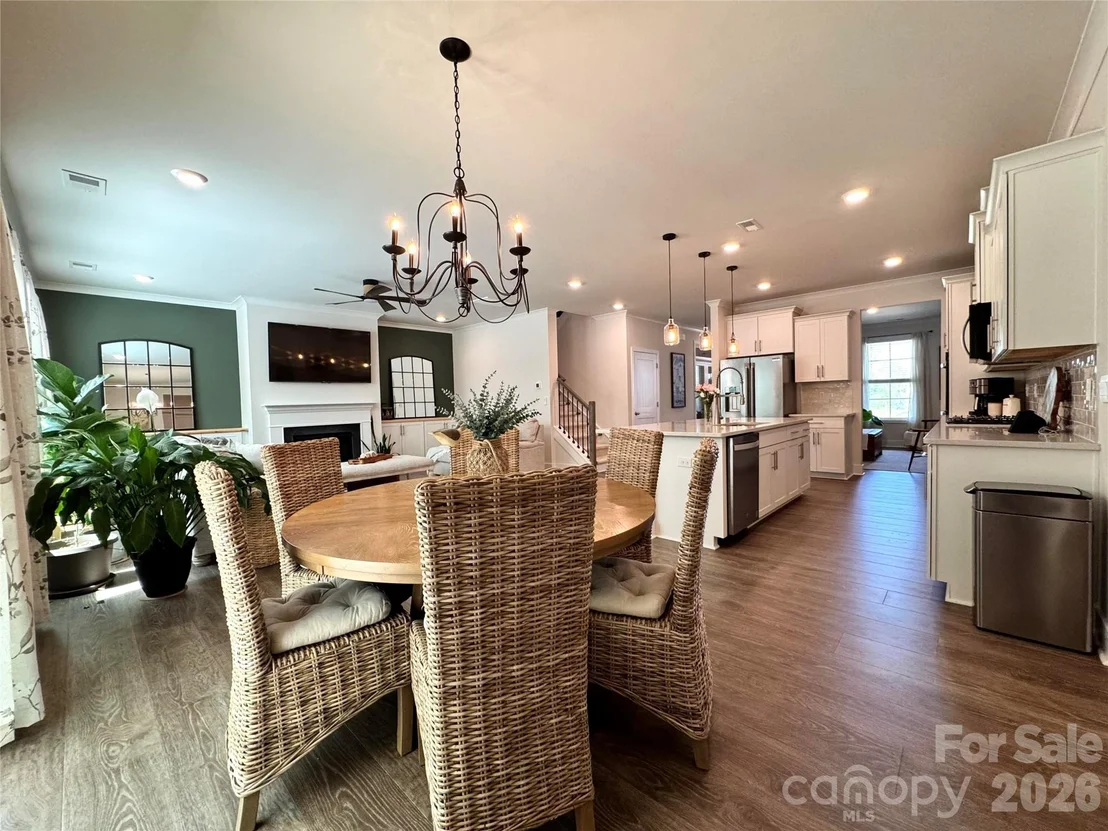 Photo of 351 Miramar Drive
