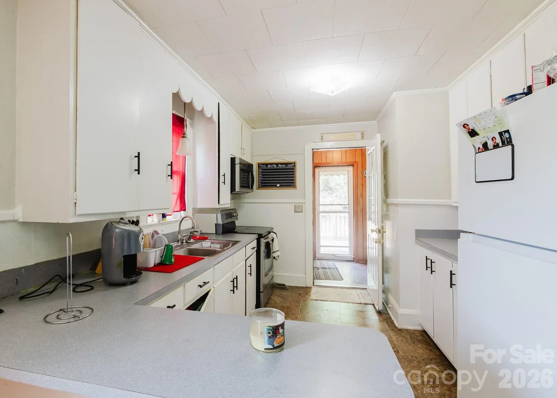 Photo of 303 Myrtle Avenue