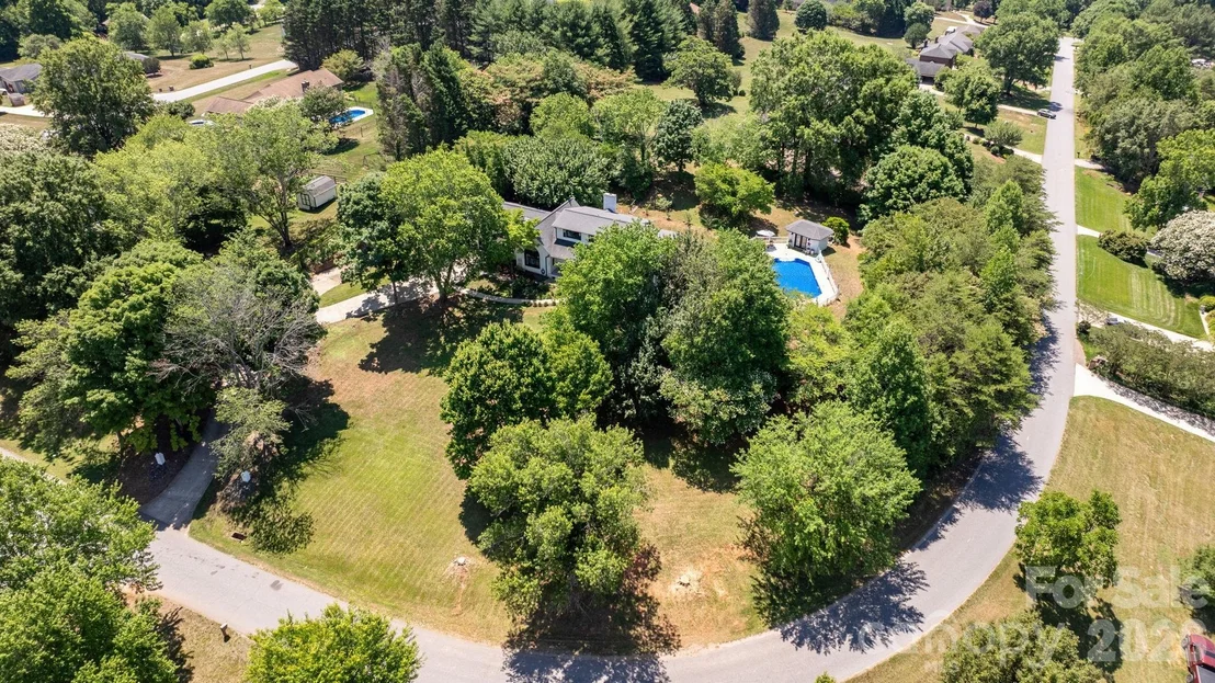 Photo of 1314 Shirebourn Drive