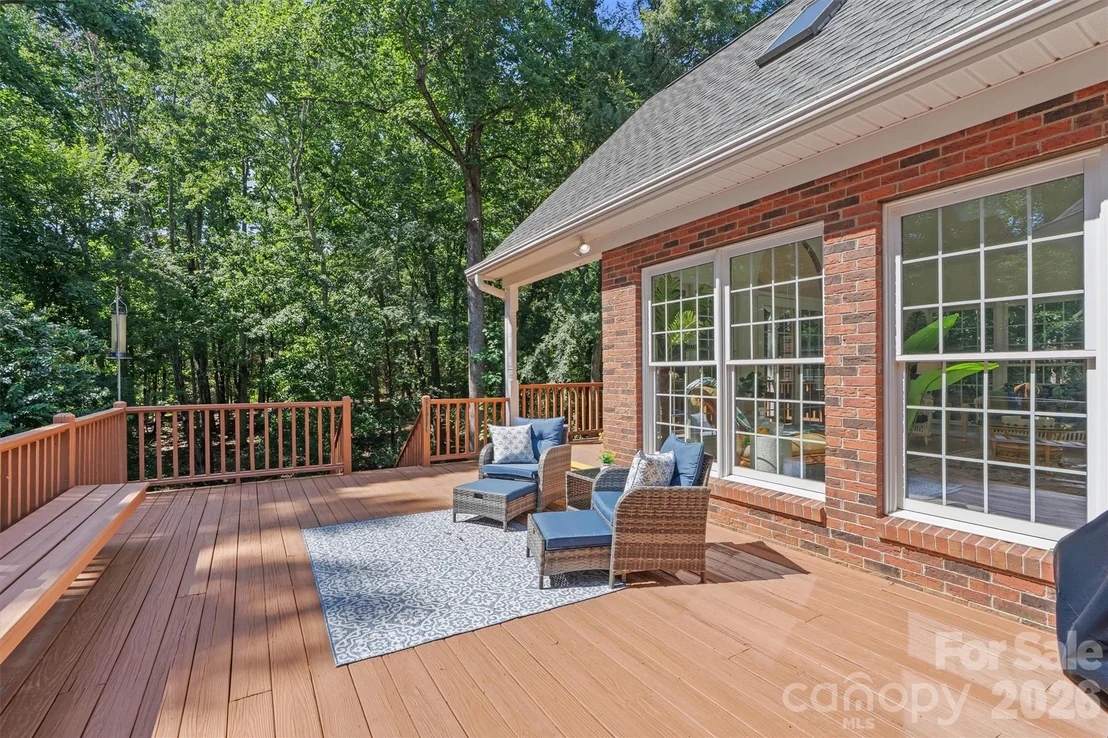 Photo of 675 Heather Drive