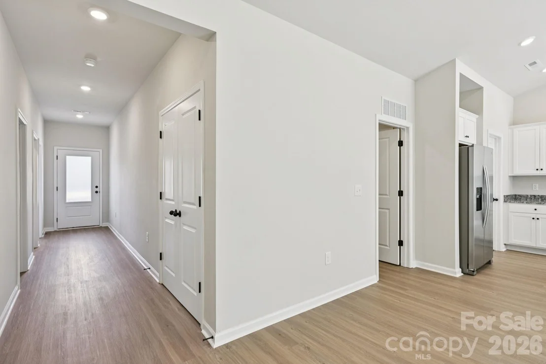 Photo of 820 Willow Estates Drive