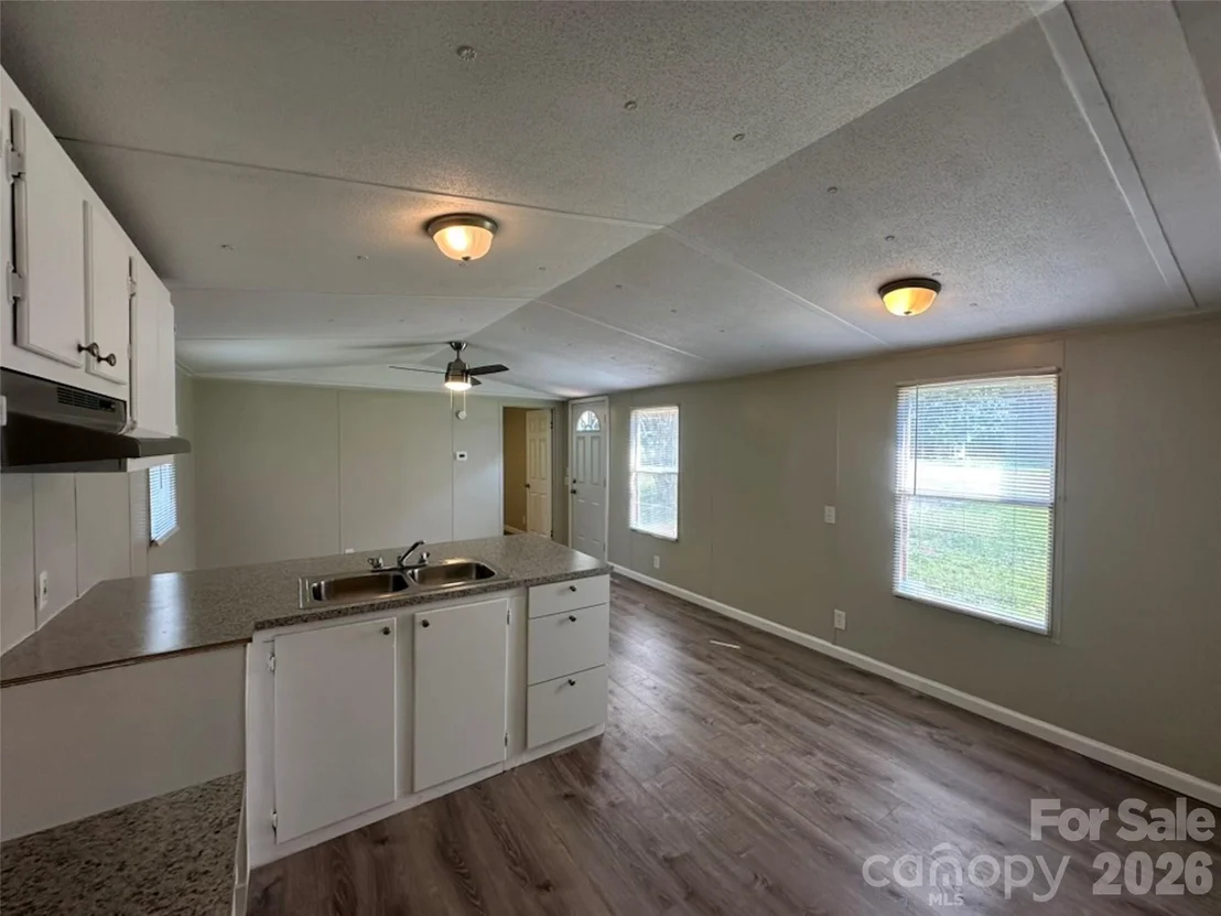 Photo of 285 Cold Springs Road
