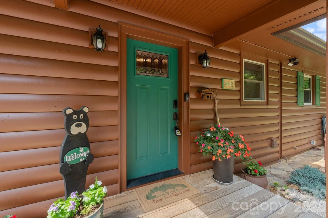 Photo of 1013 Perry Road