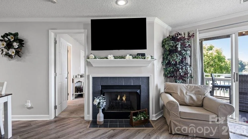 Photo of Unit 29 at 1338 Torrence Circle