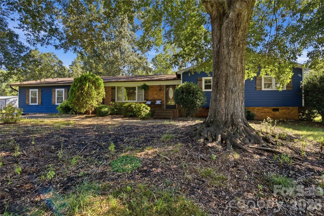 Photo of 169 Greenbriar Drive