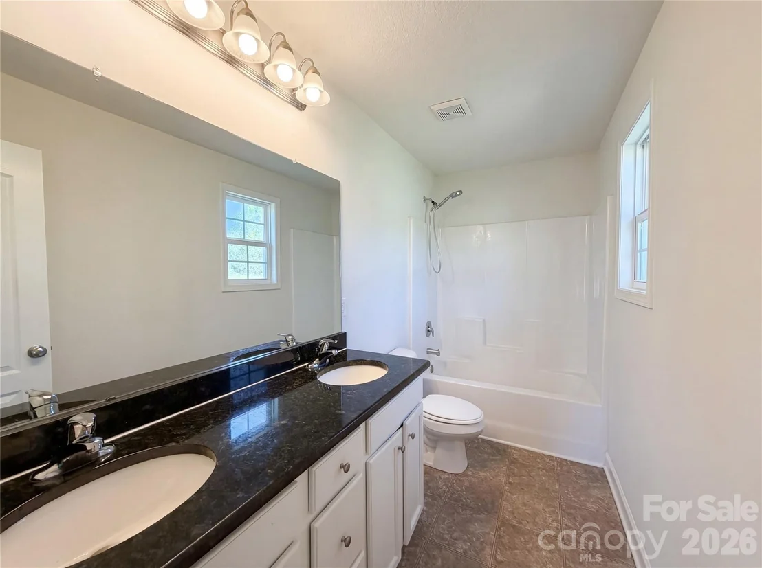 Photo of 307 Rhea Road